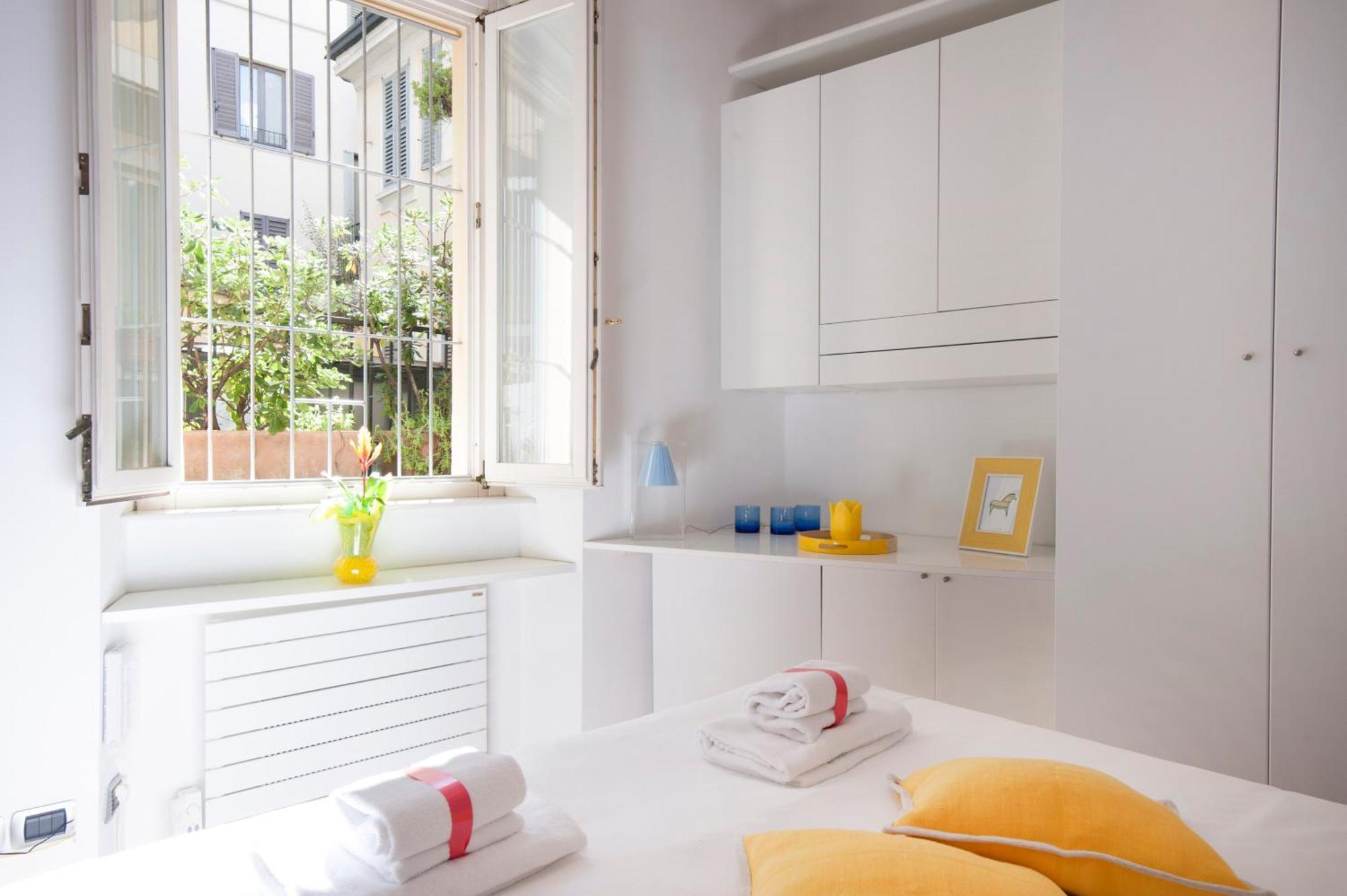 Montenapoleone In The Heart Of - Location Possible Apartamento *